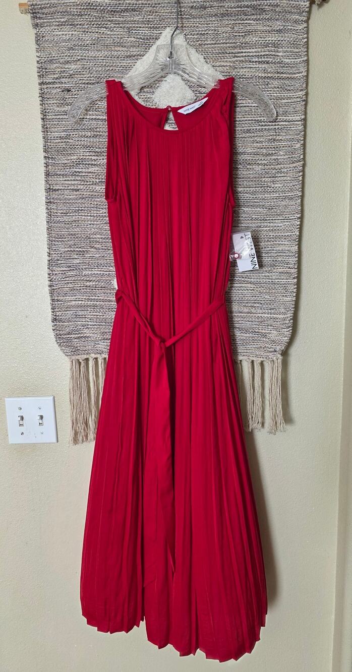 Nine West Red Pleated Maxi Dress Sleeveless Tie Waist XS NWT